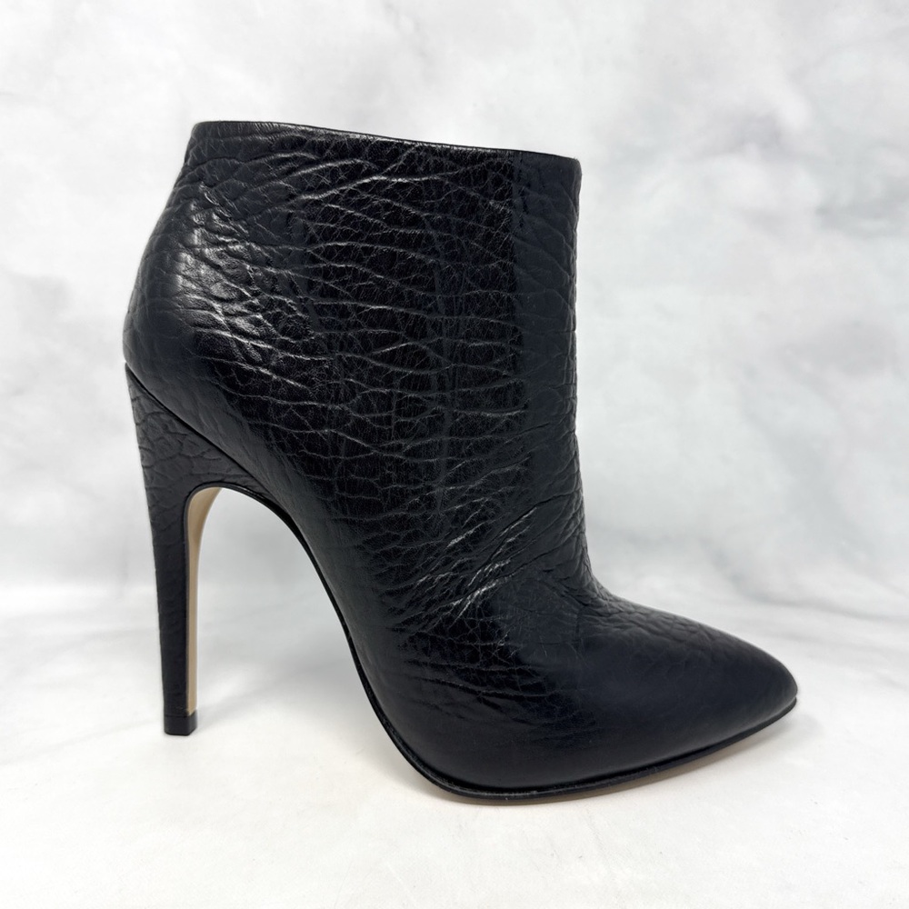 NEW Aldo Pebbled Leather Pointed Toe Stiletto Heeled Ankle Bootie Boot Black 7.5